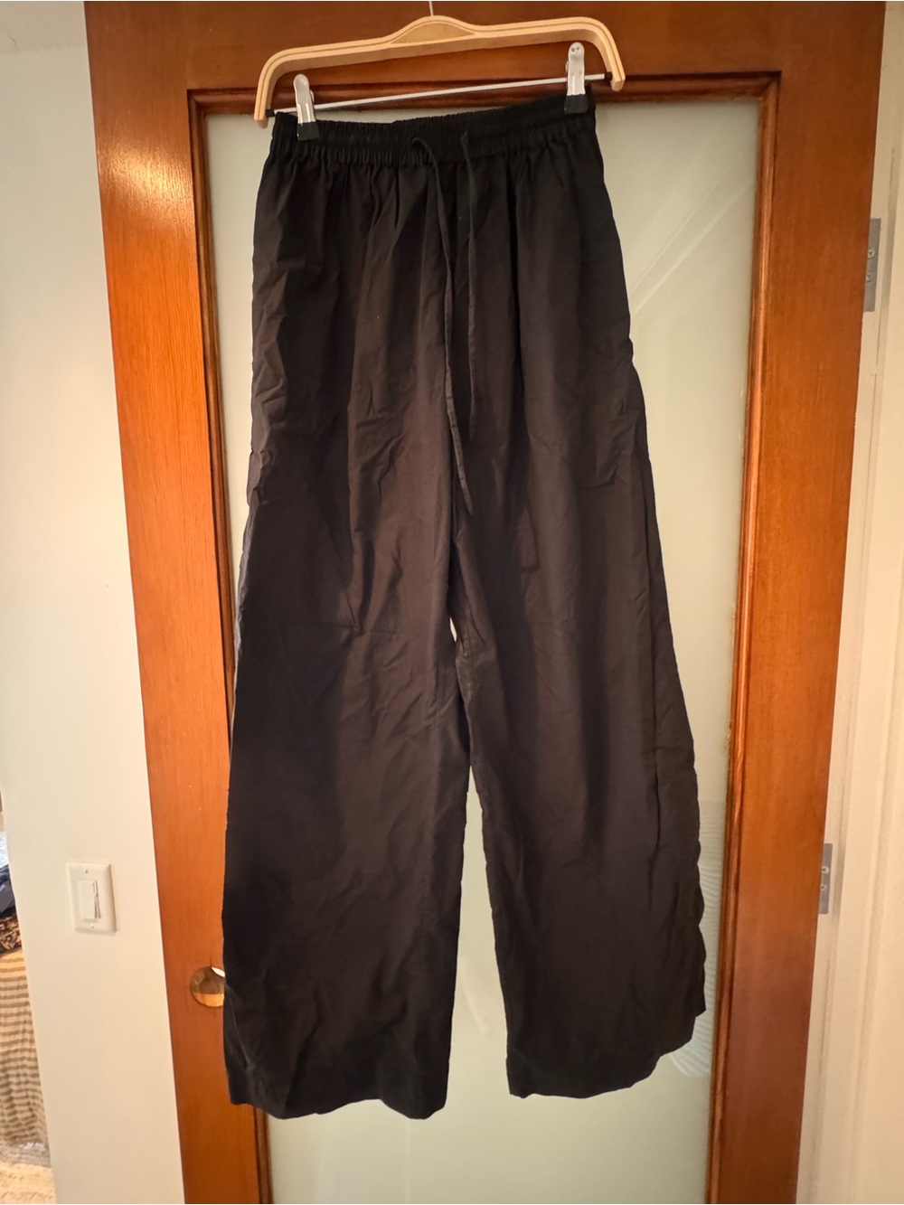 Matteau Black Wide-Leg Drawstring Sweatpants